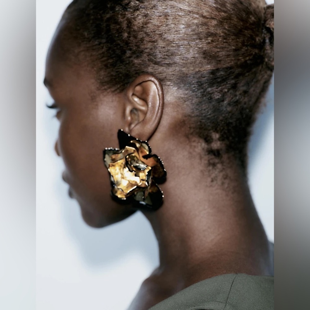 Zara oversized gold and black flower statement earrings